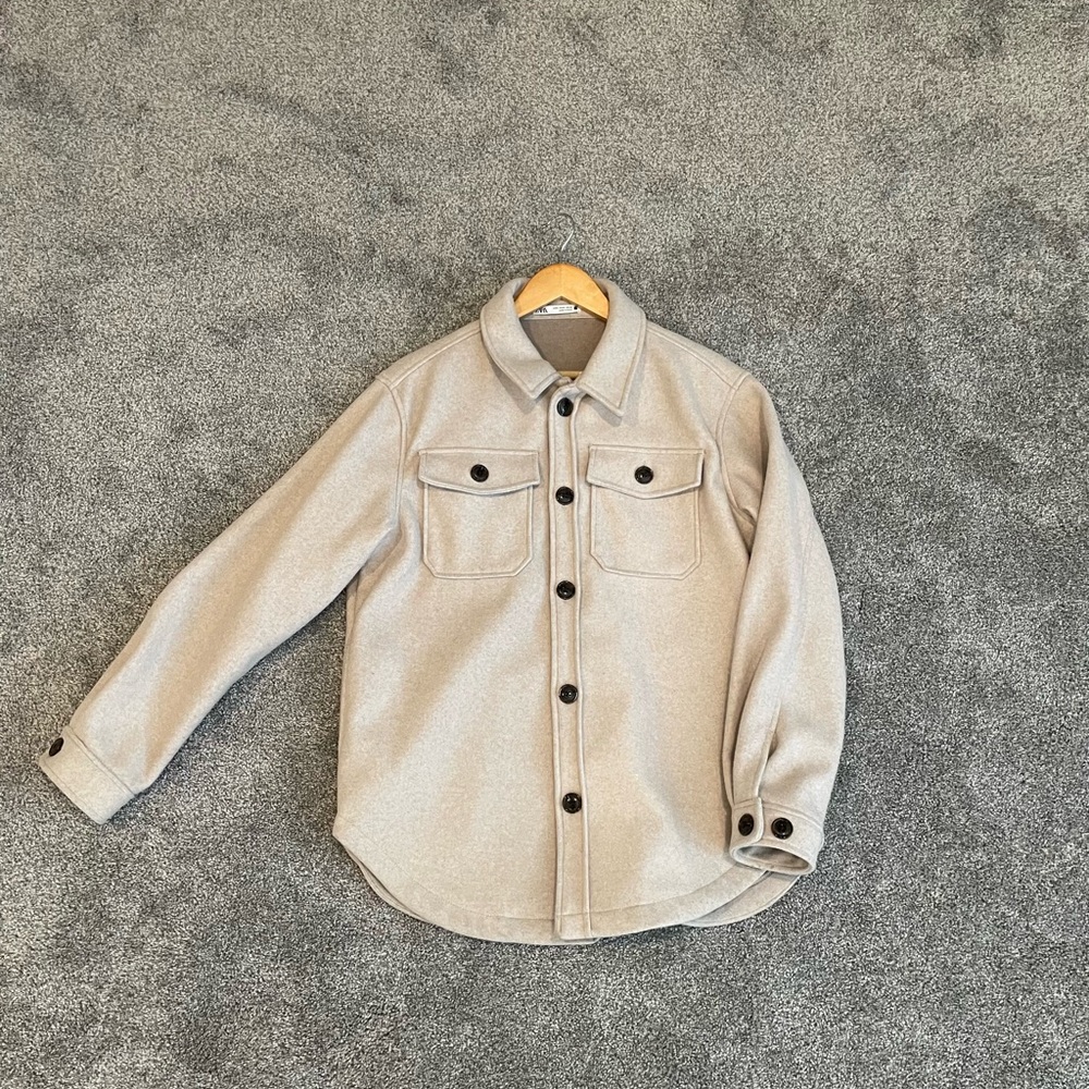 Zara boxy jacket with pockets - cream (Men’s M)